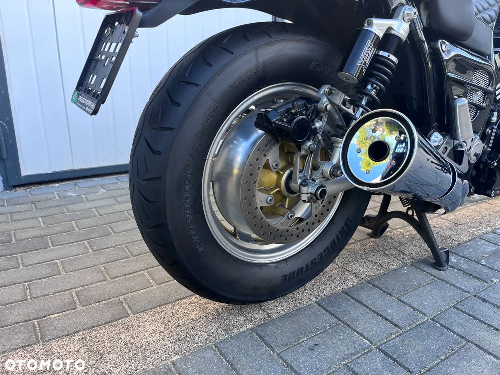 Yamaha V-MAX - 22