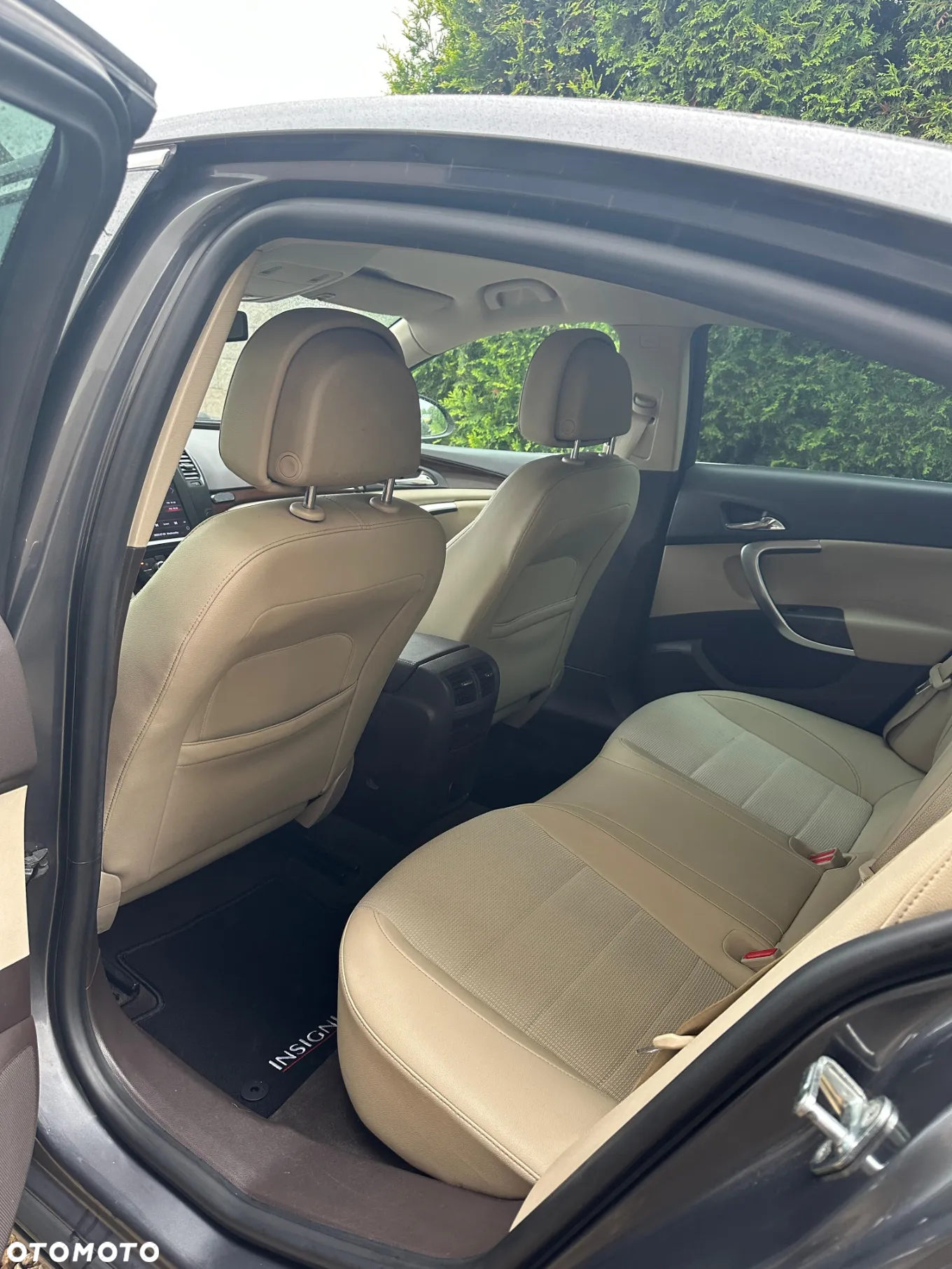 Opel Insignia - 11