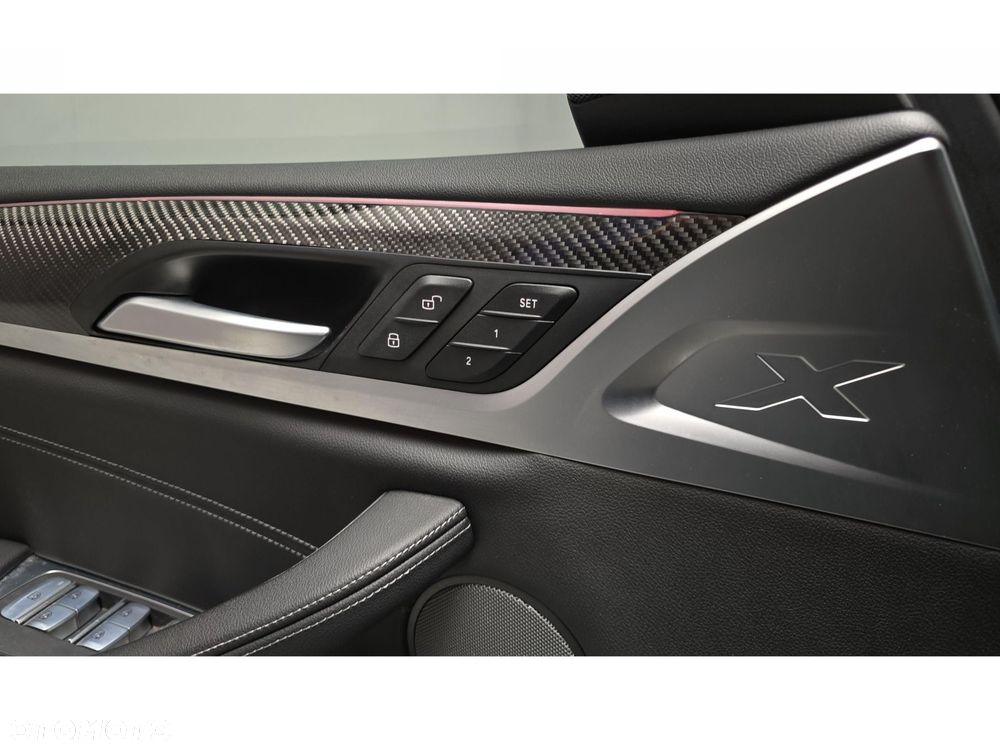 BMW X4 - 30