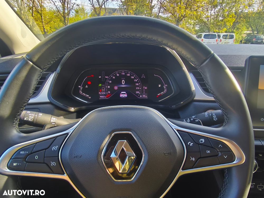 Renault Captur MHEV 140 EDC Techno - 6
