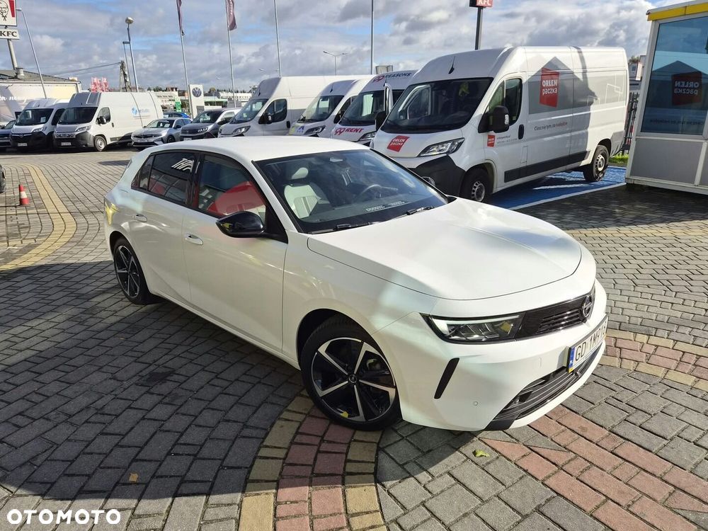 Opel Astra 2023