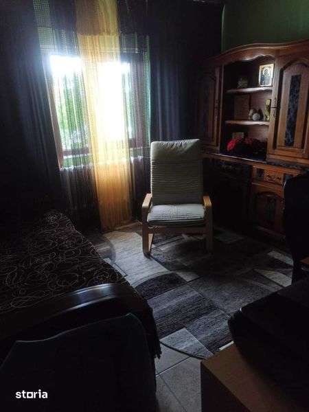 Vand/Schimb Apartament 3 Camere Zona Trust, CERNAVODA — fotografia 1
