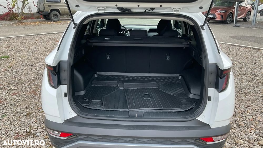 Hyundai Tucson 1.6 T-GDi Plug-in-Hybrid 4WD - 10