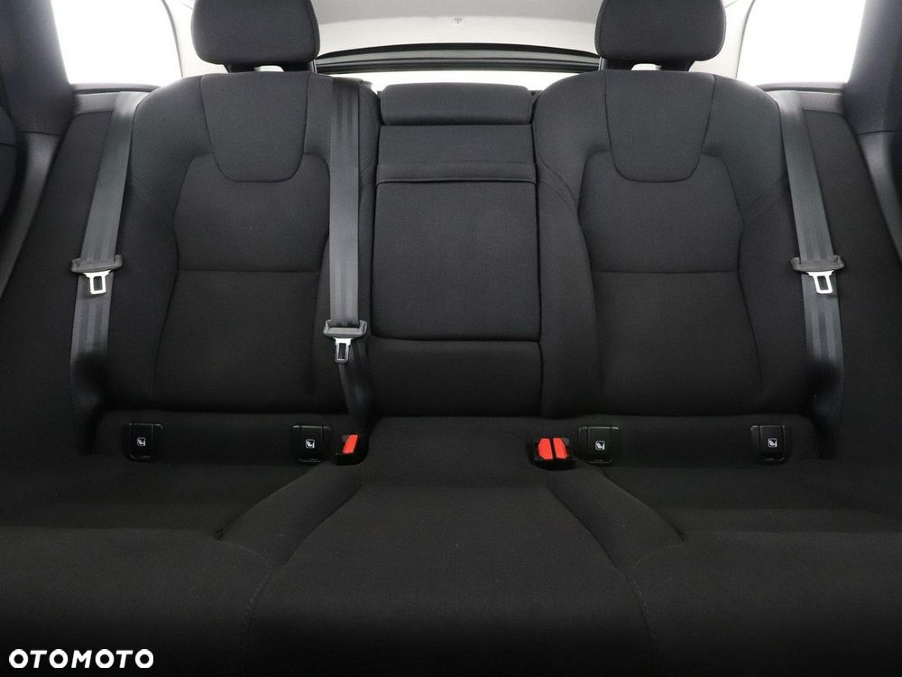 Volvo XC 60 B4 D Core - 19