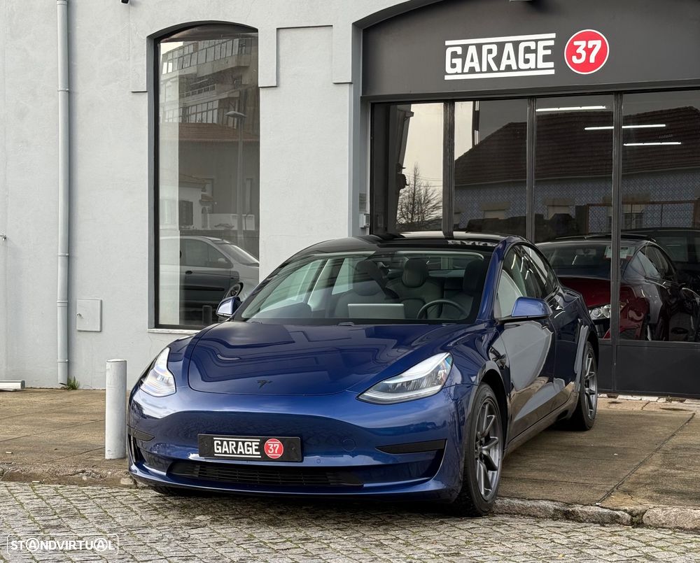 Tesla Model 3 Standard Range Plus RWD - 3
