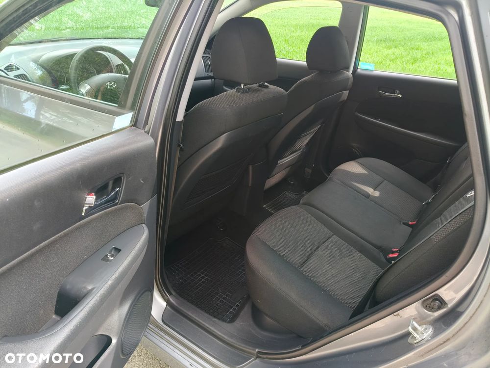 Hyundai i30 1.4 Classic + EU5 - 10