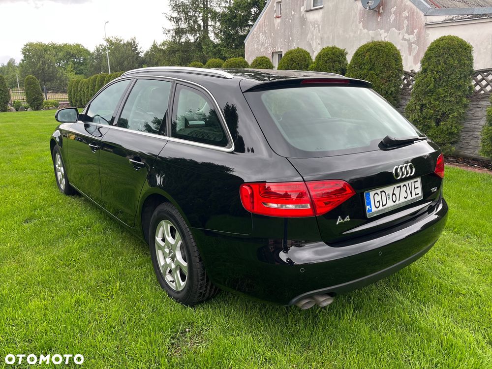 Audi A4 Avant 2.0 TDI DPF Ambition - 6