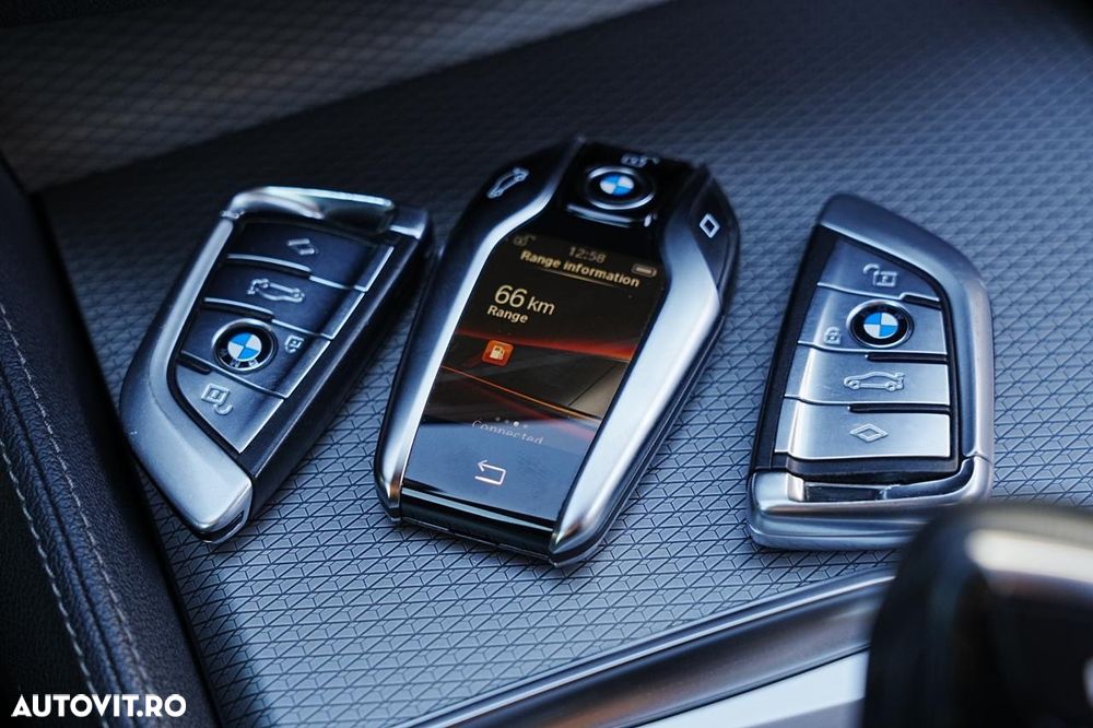 BMW Seria 5 520d xDrive Aut. M Sport Edition - 28