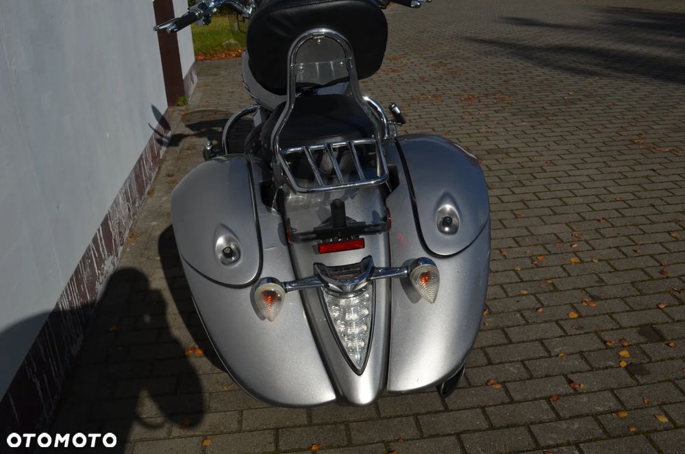 Yamaha XV - 17