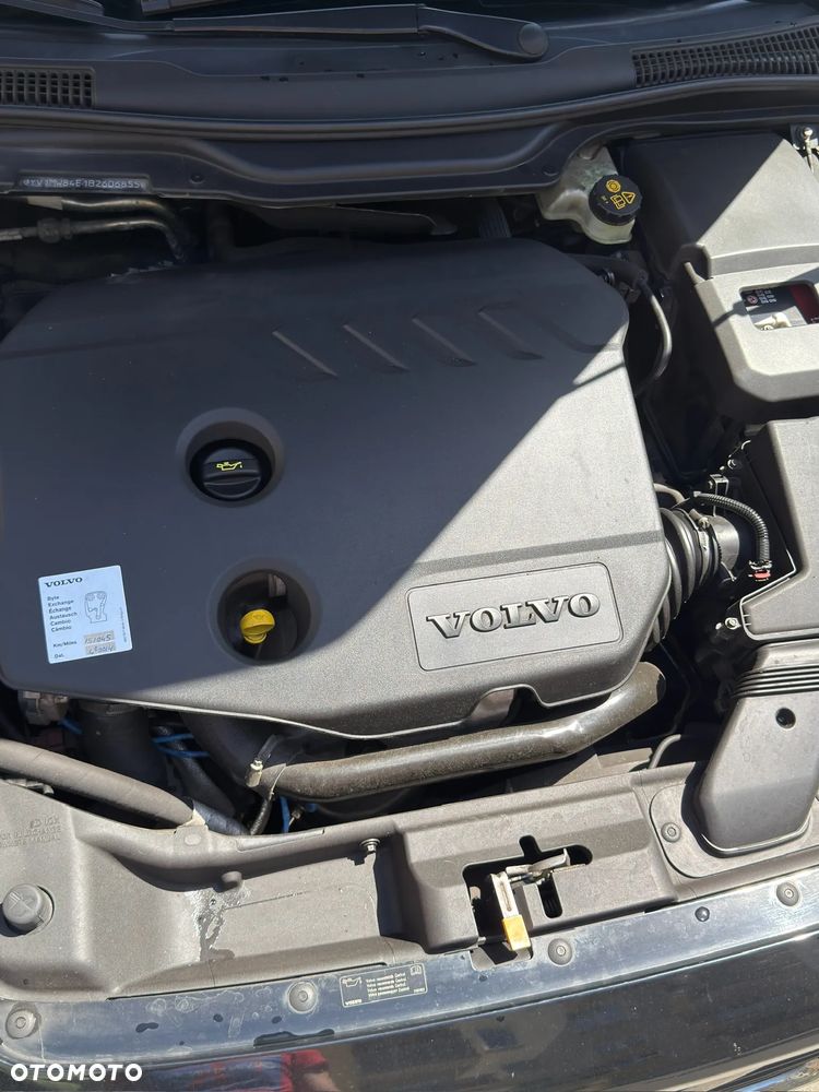 Volvo V50 - 11
