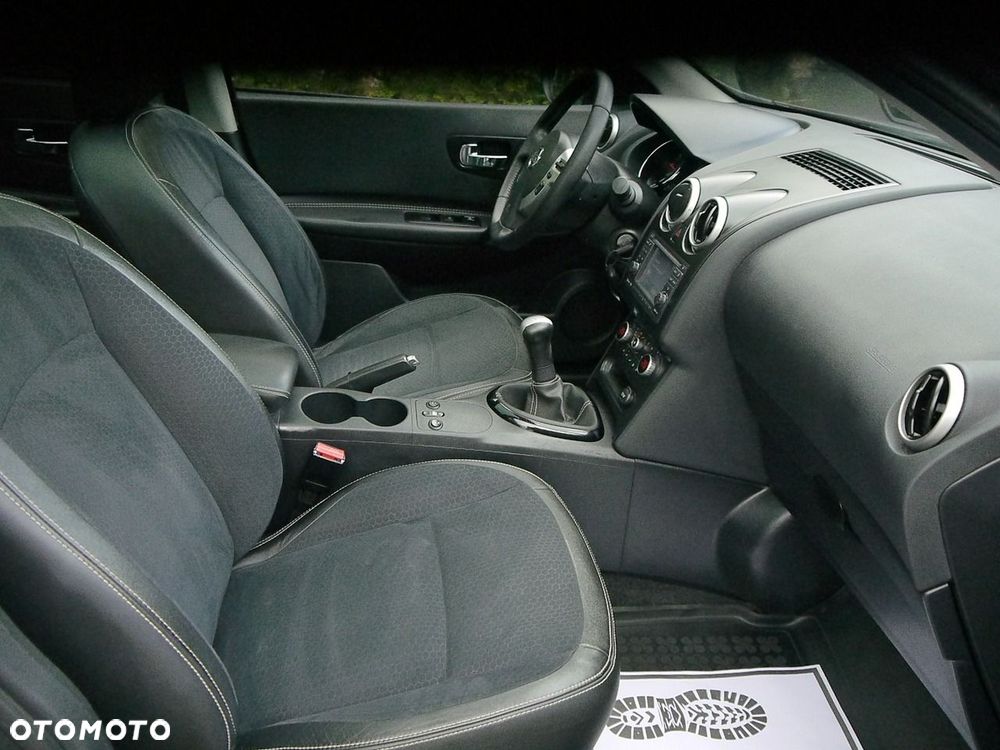 Nissan Qashqai+2 1.6 360 - 33