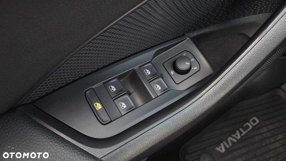 Skoda Octavia 1.5 TSI mHEV Essence DSG - 18