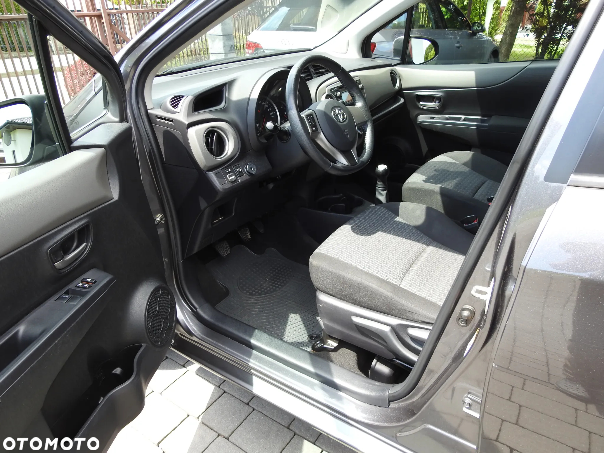 Toyota Yaris 1.0 Active - 9