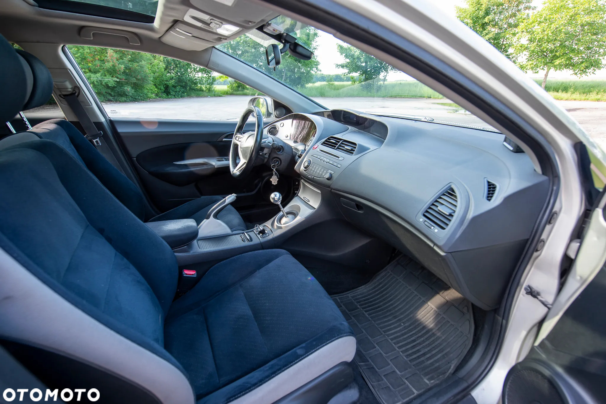 Honda Civic 1.8 Executive - 25