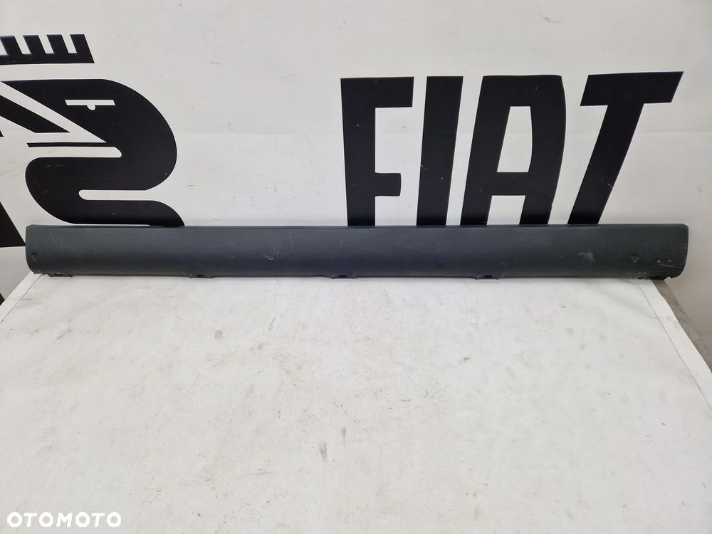 Prawa zewnętrzna listwa progowa Fiat Panda III 4x4 - 1