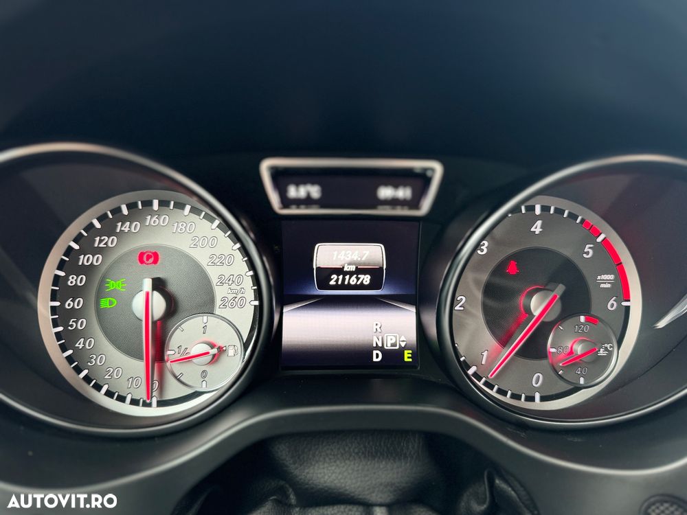Mercedes-Benz CLA - 14