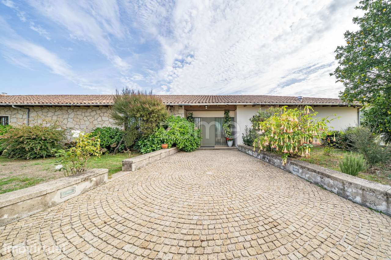 Moradia Imponente com 6 Suítes e Vistas Panorâmicas – Gondizalves, ... - Grande imagem: 5/60