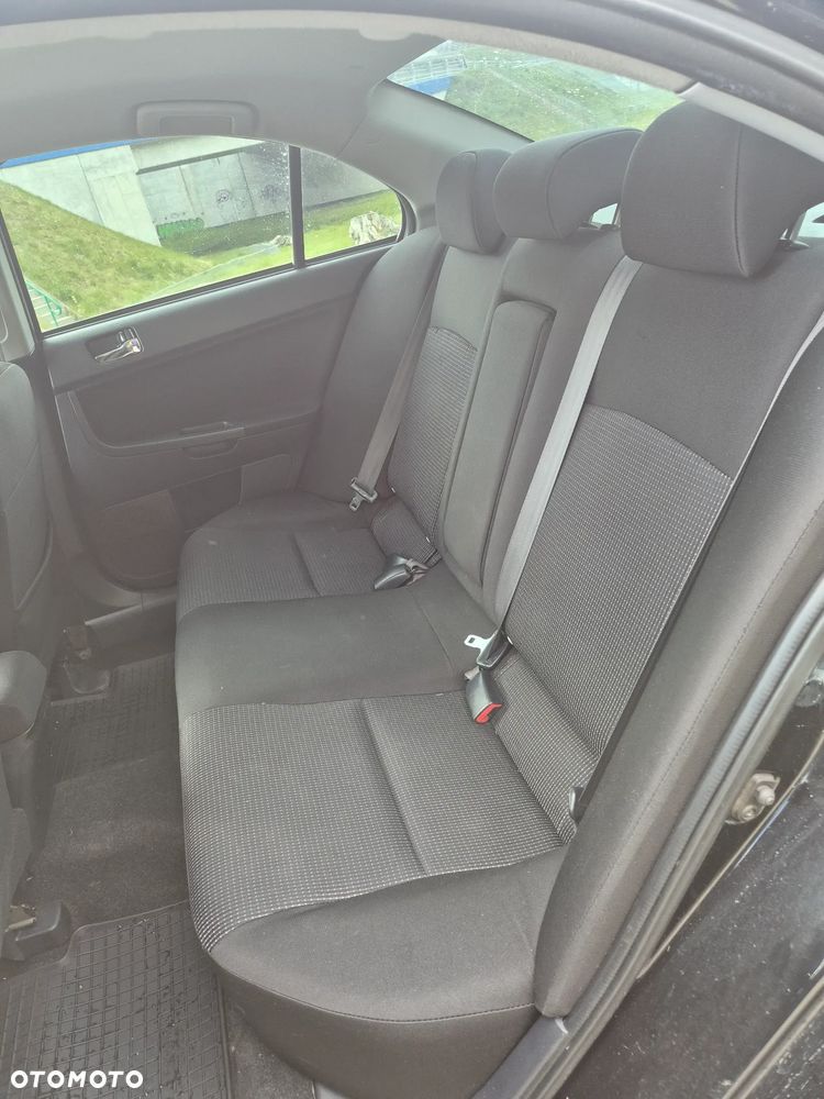 Mitsubishi Lancer 1.8 Intense LPG - 10