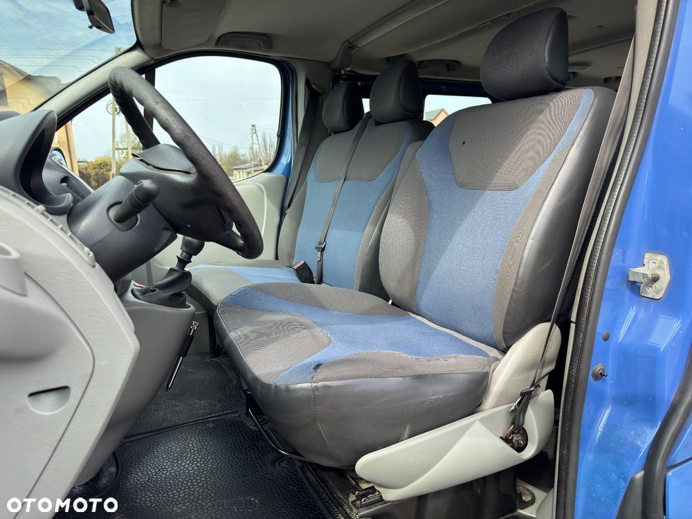 Renault Trafic - 15