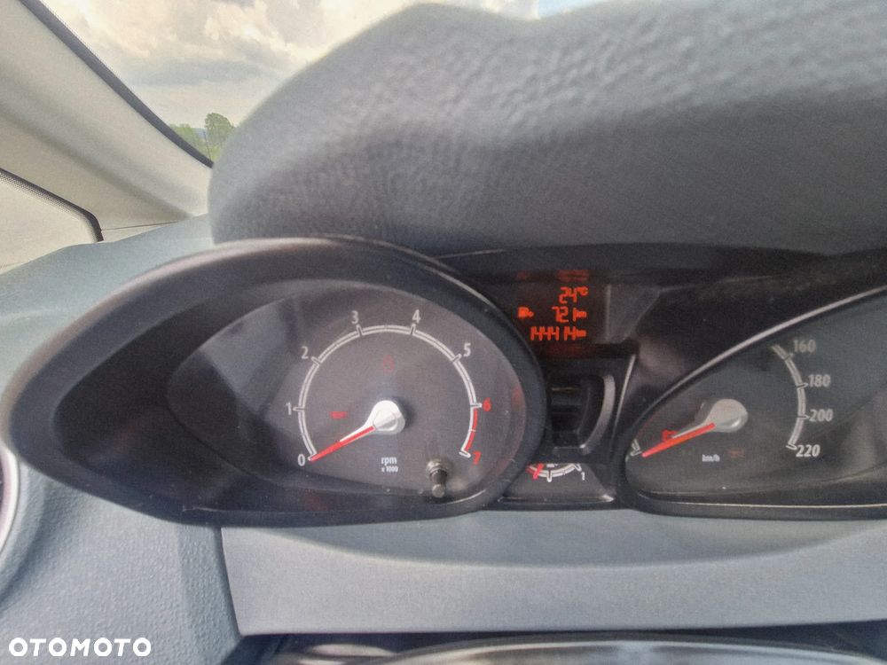 Ford Fiesta 1.25 Trend - 16