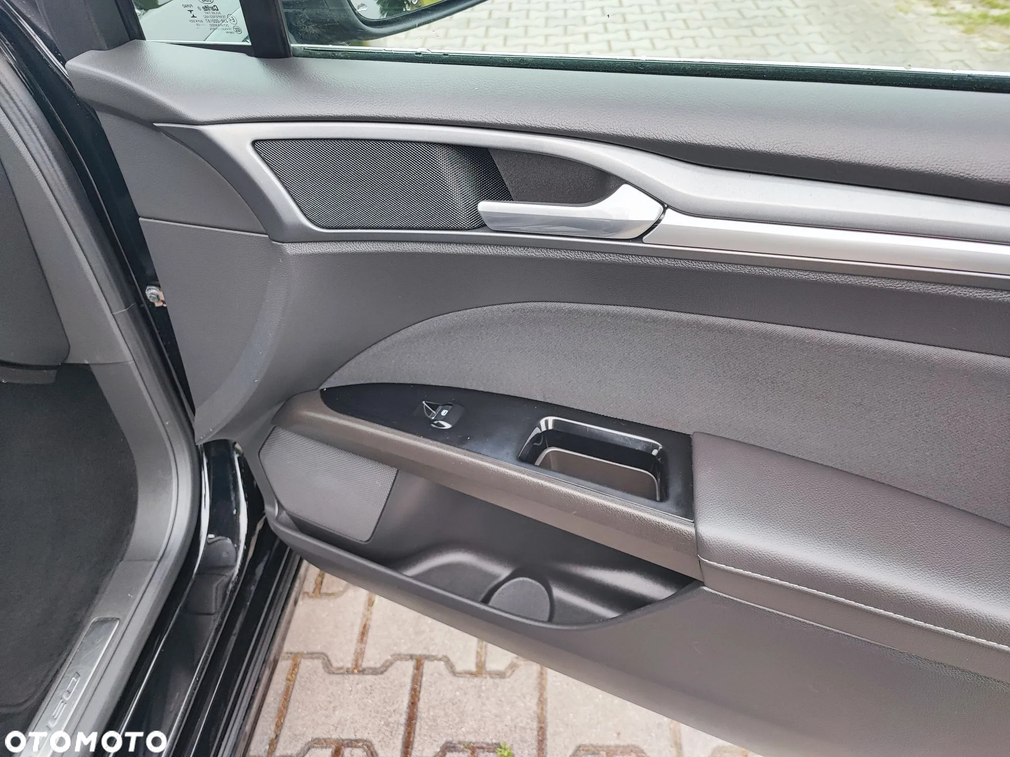 Ford Mondeo - 26