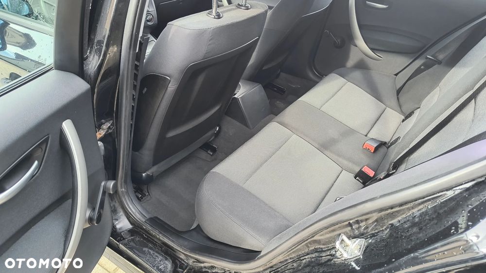 BMW Seria 1 116i - 7