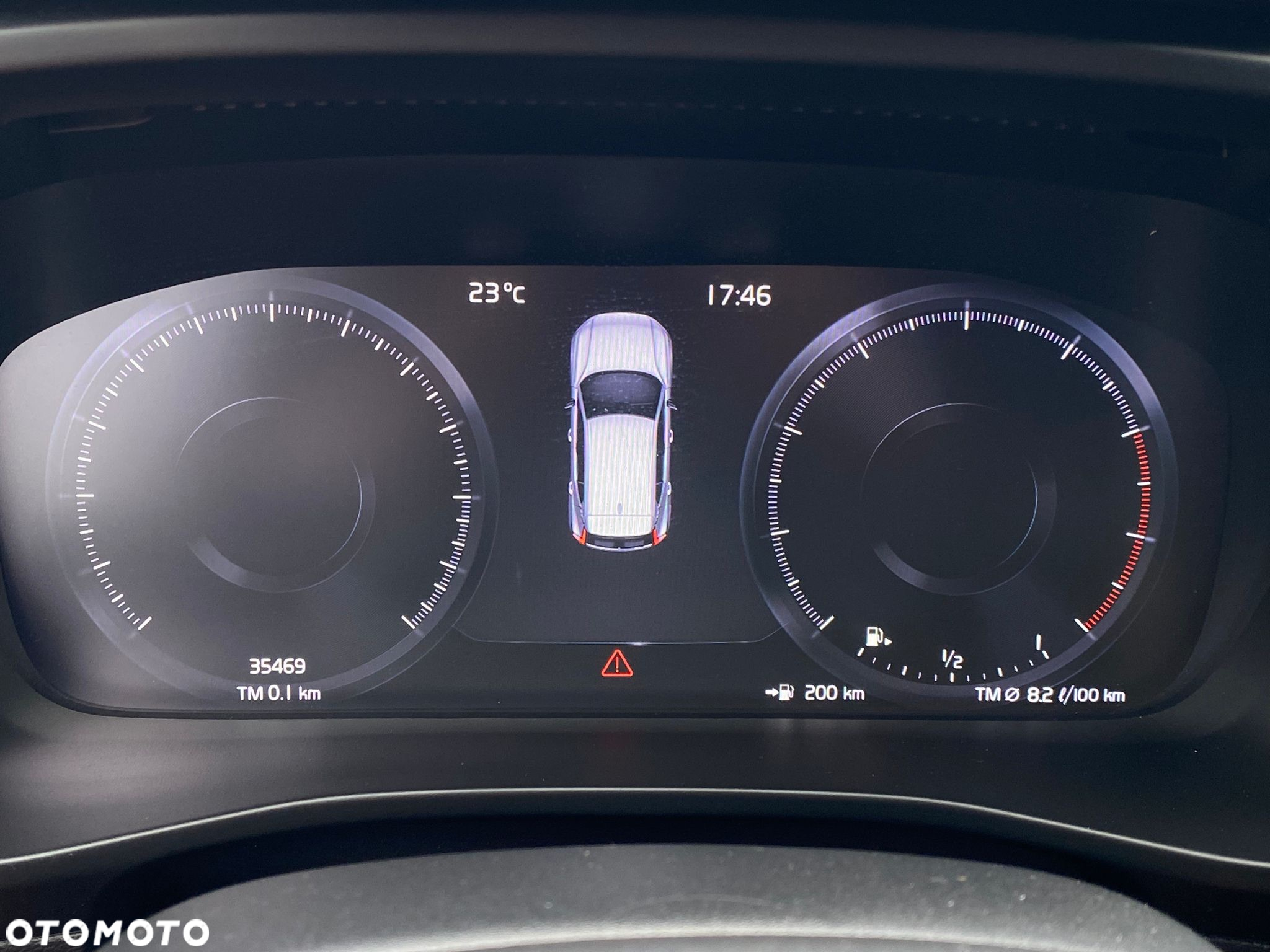 Volvo XC 40 T3 Momentum Pro - 15