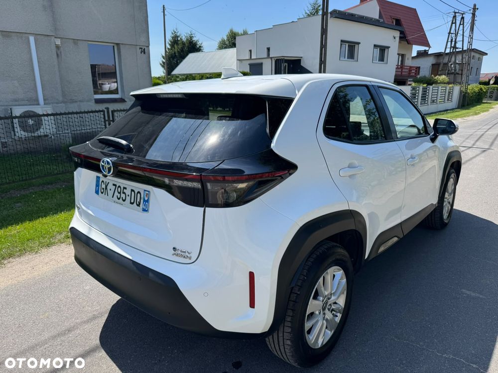 Toyota Yaris Cross Hybrid 1.5 Comfort 4x4 - 7
