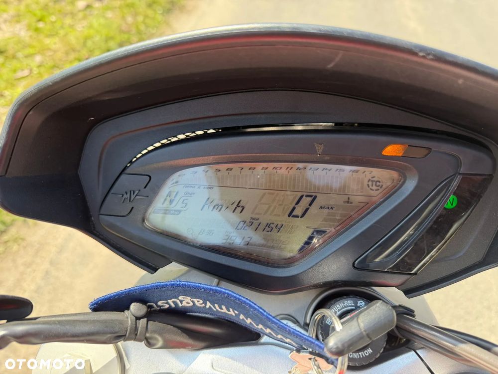 MV AGUSTA Brutale - 11