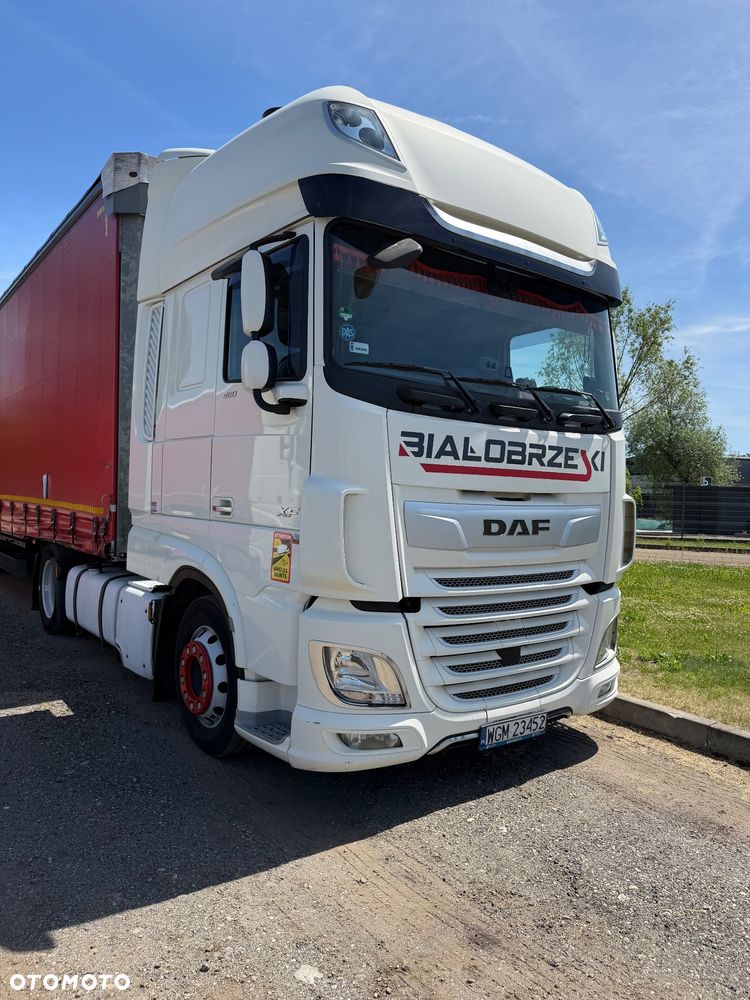 DAF XF - 8