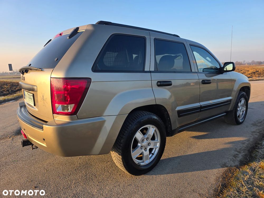 Jeep Grand Cherokee - 14