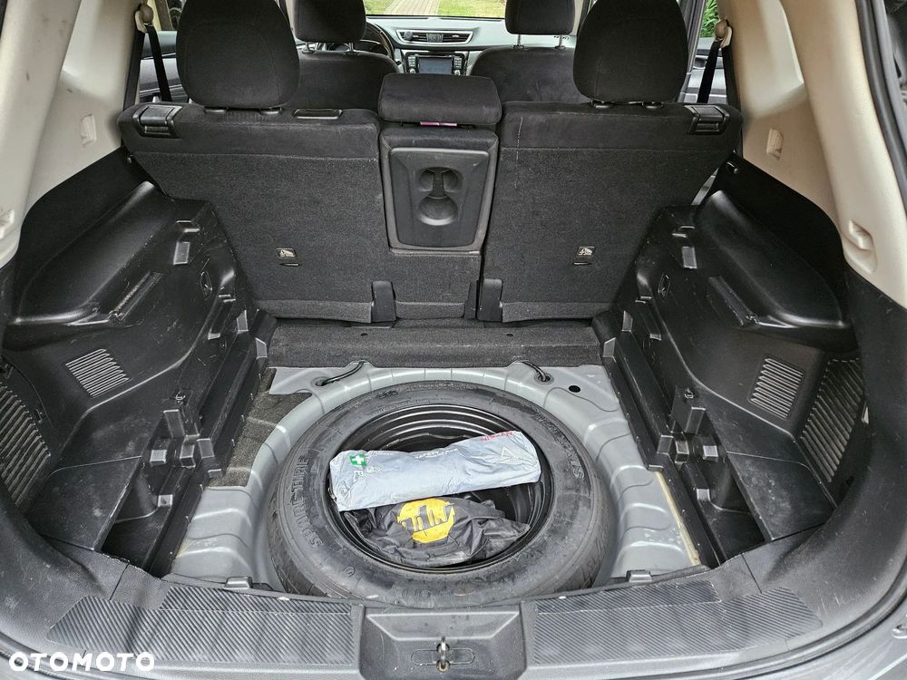 Nissan X-Trail 1.6 DCi Tekna 2WD EU6 - 27