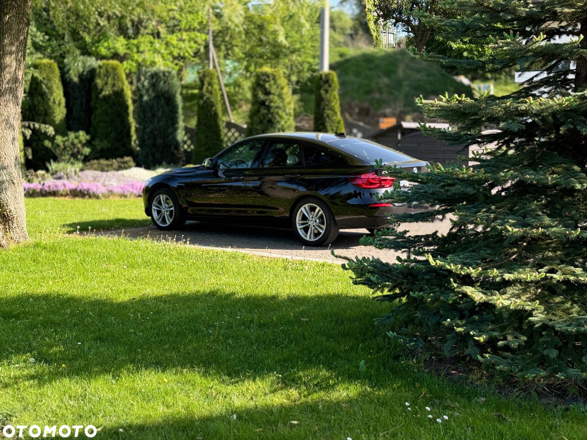 BMW 3GT 320i Advantage - 1