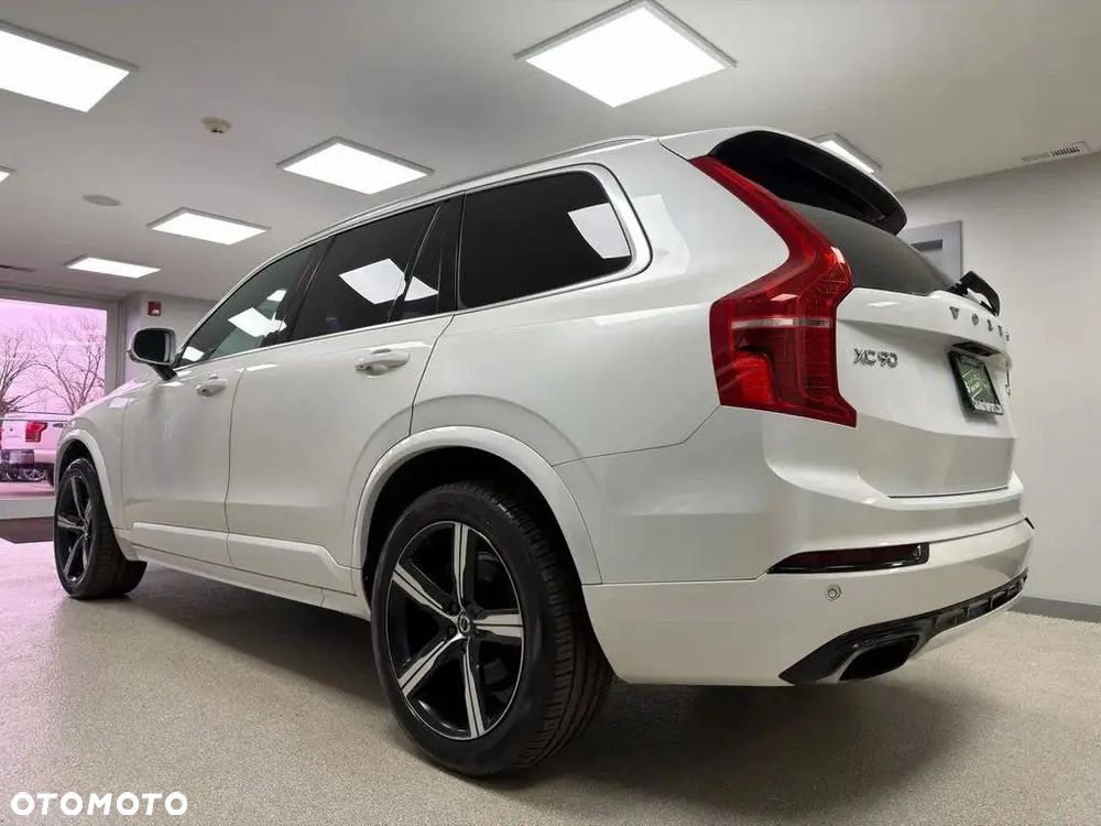Volvo XC 90 - 6