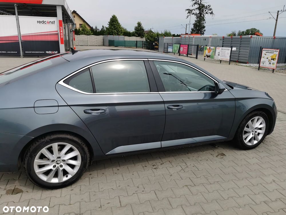 Skoda Superb 1.5 TSI ACT Ambition DSG - 11