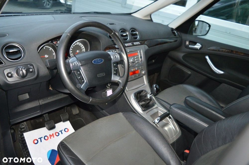 Ford Galaxy 1.8 TDCi Ghia - 17