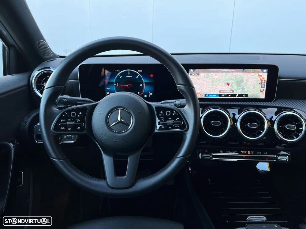 Mercedes-Benz A 180 Limousine d Business Solutions Aut. - 26