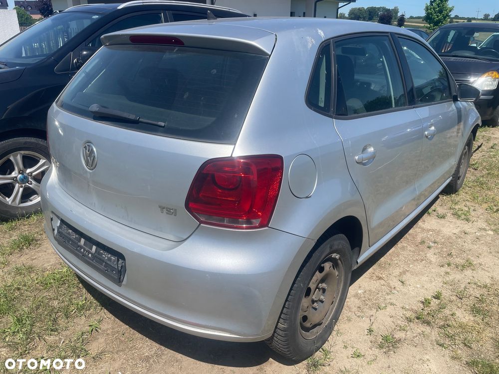 Volkswagen Polo - 2