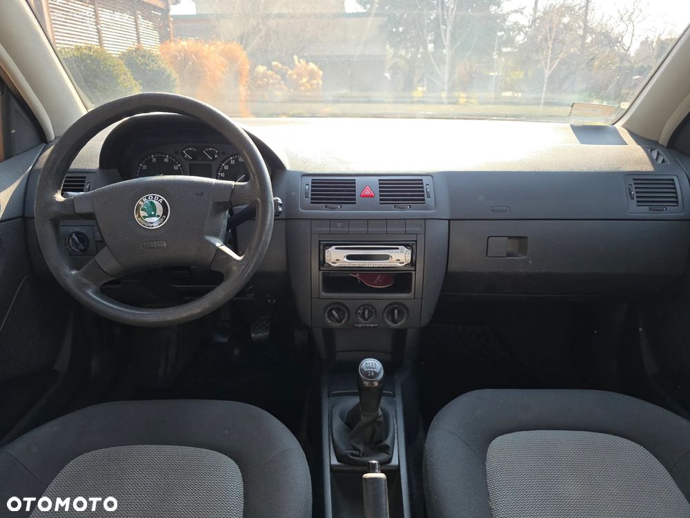 Skoda Fabia 1.4 16V Classic - 10