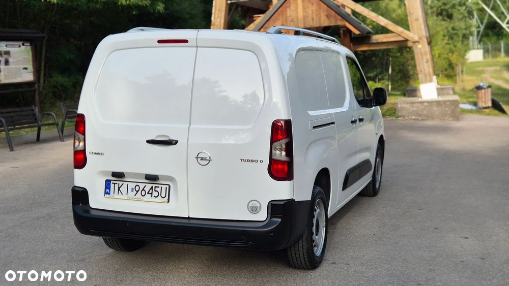 Opel Combo - 8