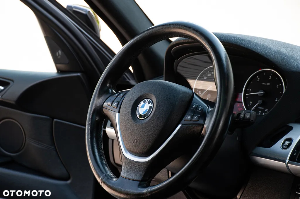 BMW X5 3.0sd xDrive - 26