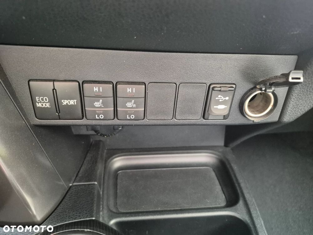 Toyota RAV4 - 20