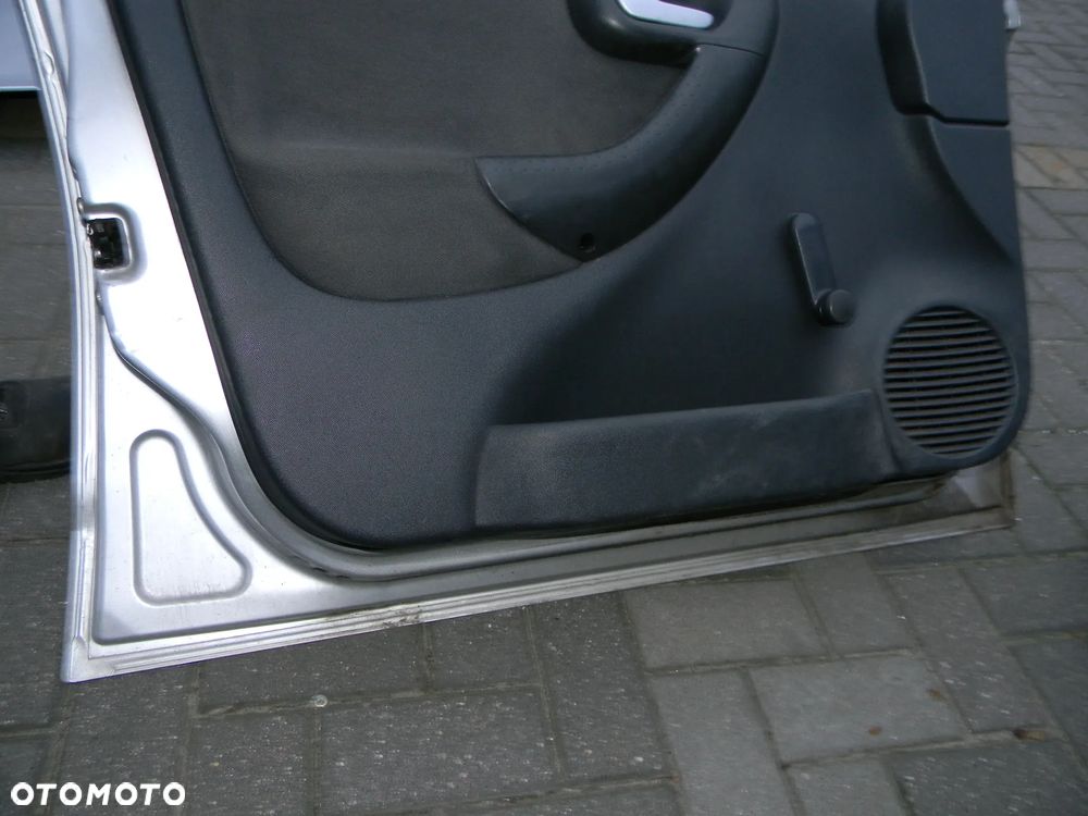 drzwi lewe prawe tył przód OPEL CORSA C Z147 5D - 9