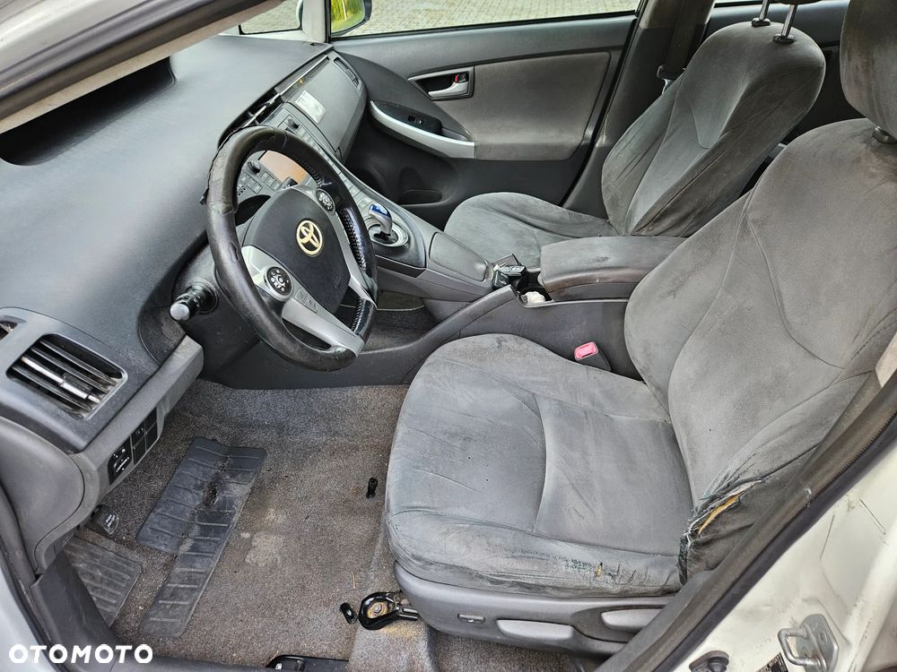 Toyota Prius 1.8 Hybrid Premium - 5