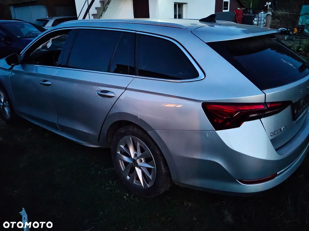 Skoda Octavia 1.5 TSI ACT Ambition - 3