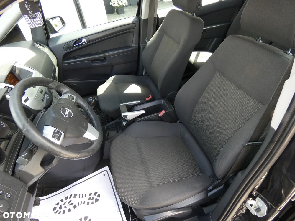 Opel Zafira 1.6 Enjoy - 15