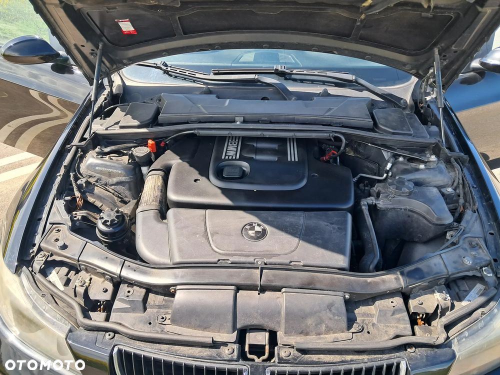 BMW Seria 3 320d DPF - 4
