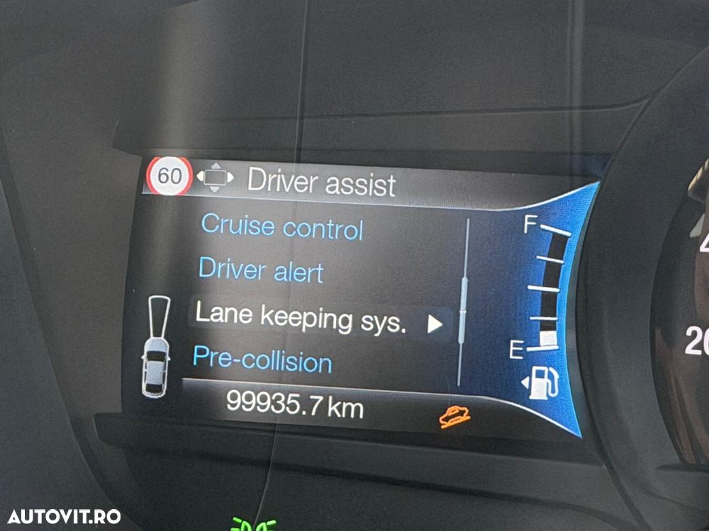 Ford Mondeo 2.0 HEV Titanium - 36