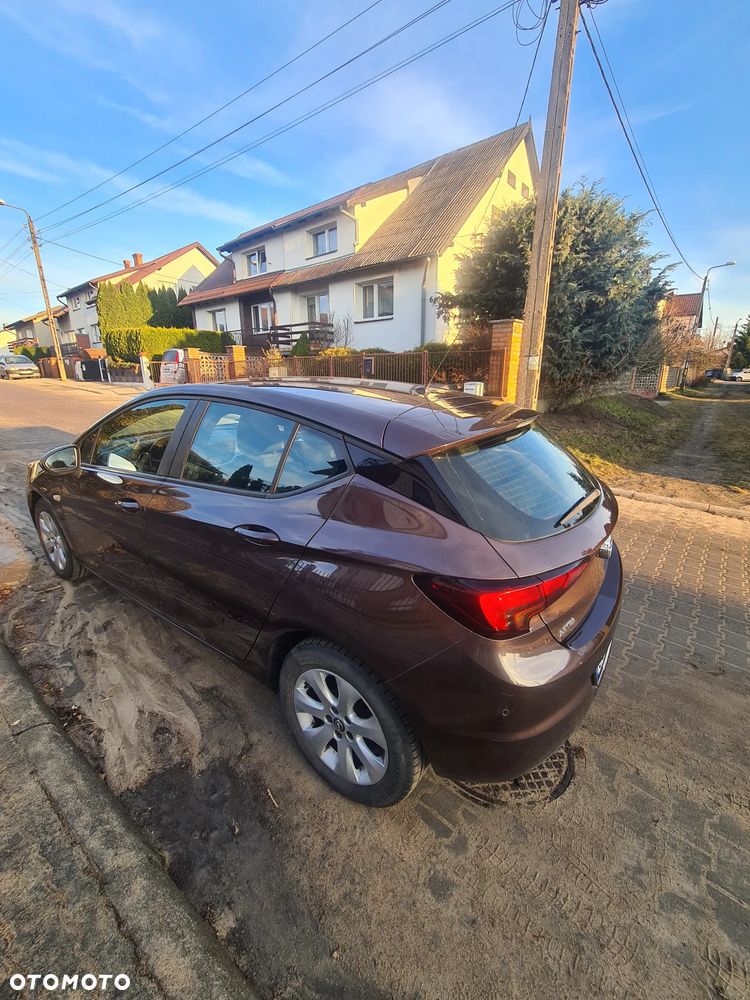 Opel Astra 1.4 T Enjoy - 8