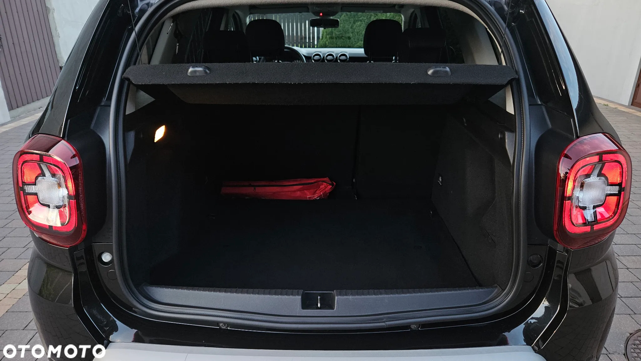 Dacia Duster 1.6 SCe Prestige - 37